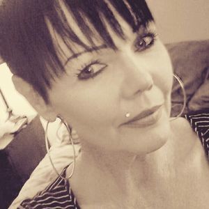 Meet your Posher, Tina